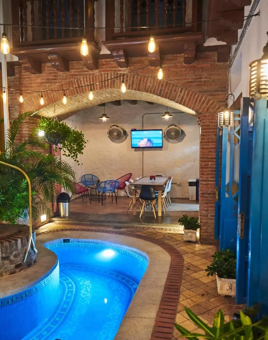 The Icon Capsule Hostel Cartagena 0*,  Colombia