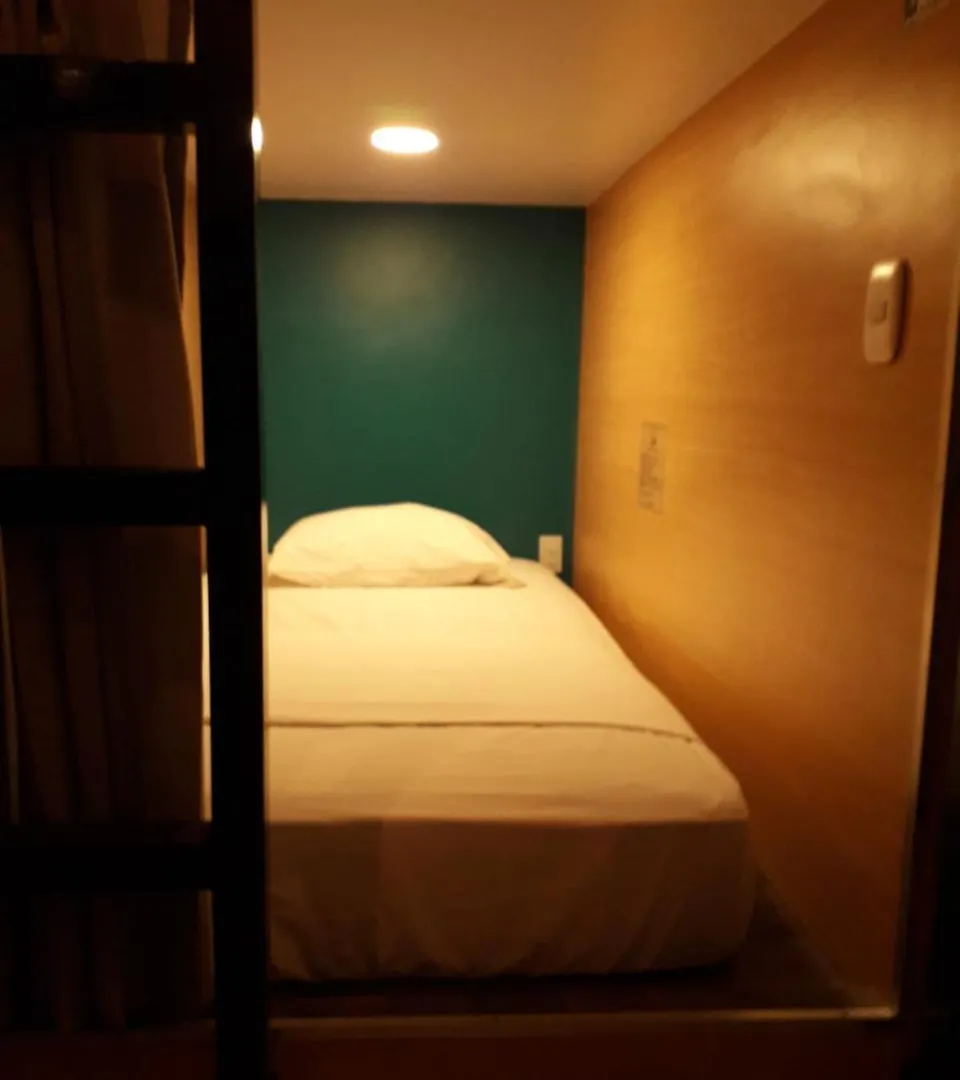 The Icon Capsule Hostel Cartagena 0*,  Colombia
